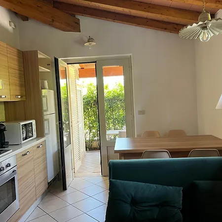 Apartment Versilia Villina Lola *