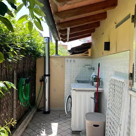 Versilia Villina Lola Apartment *